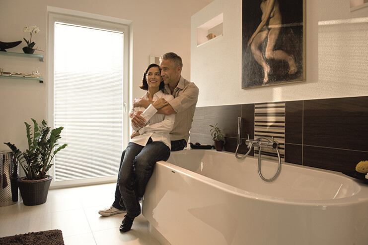 Okno w łazience – czy to dobry pomysł?